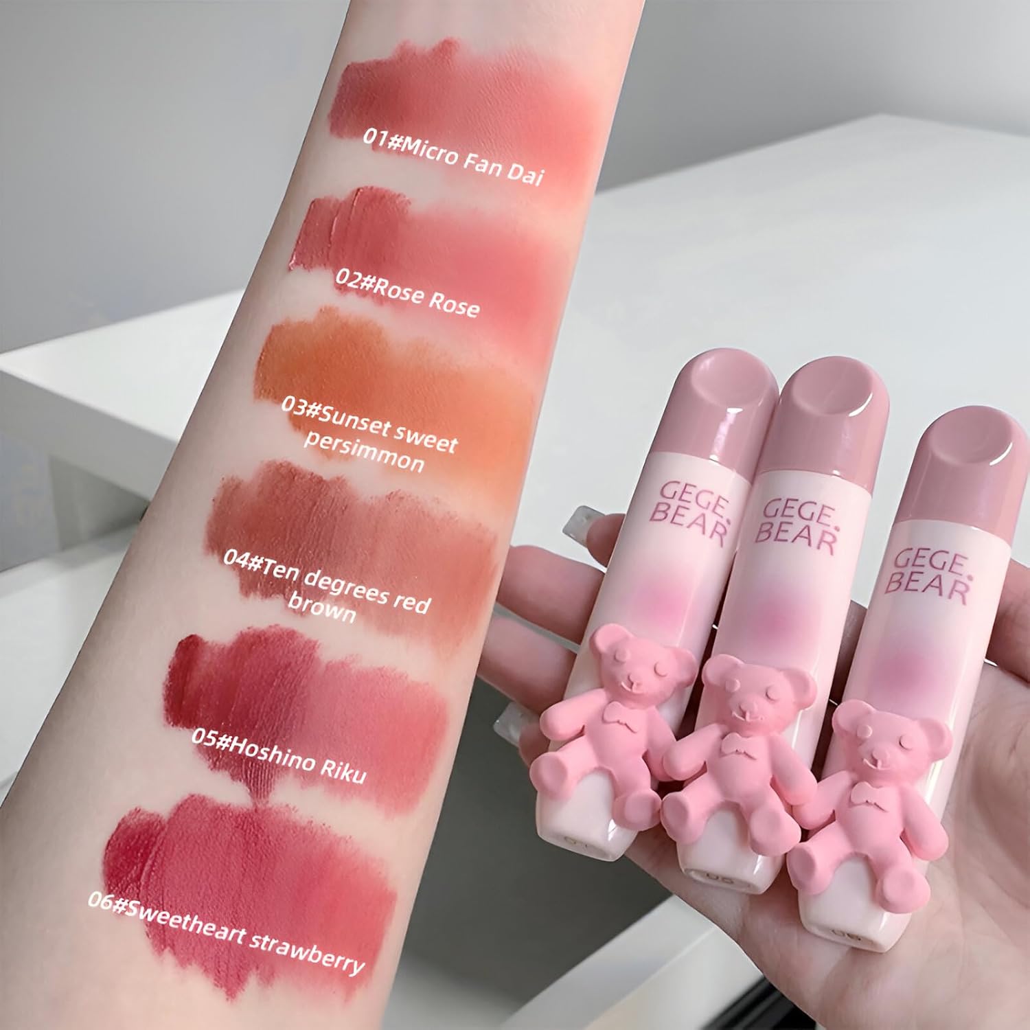 GEGE BEAR Tender Lips Glaze Długotrwała matowa pomadka do ust 2,5 g