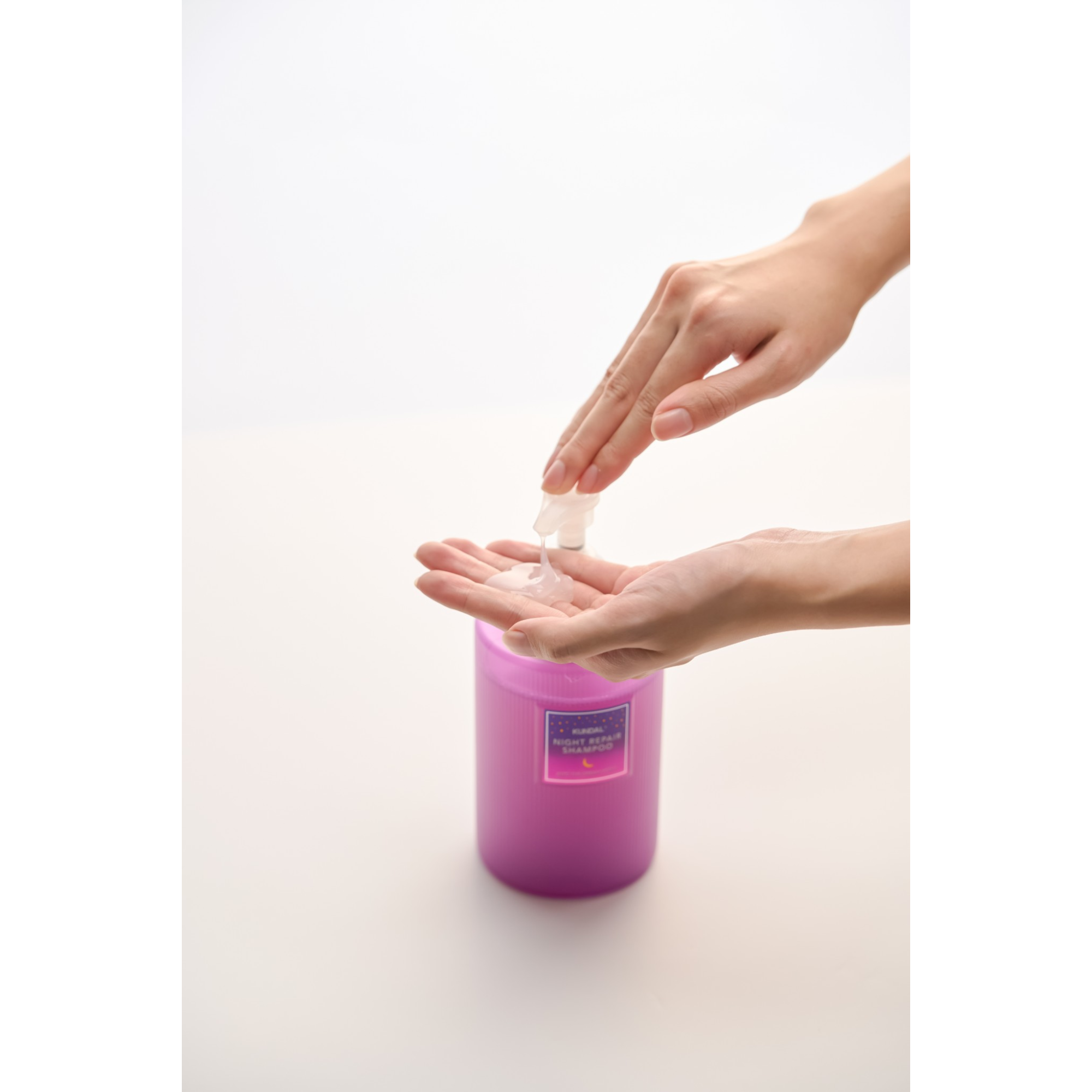 KUNDAL NIGHT REPAIR Shampoing capillaire soutenant son état pendant la régénération nocturne Into The Dream 470 ml #2