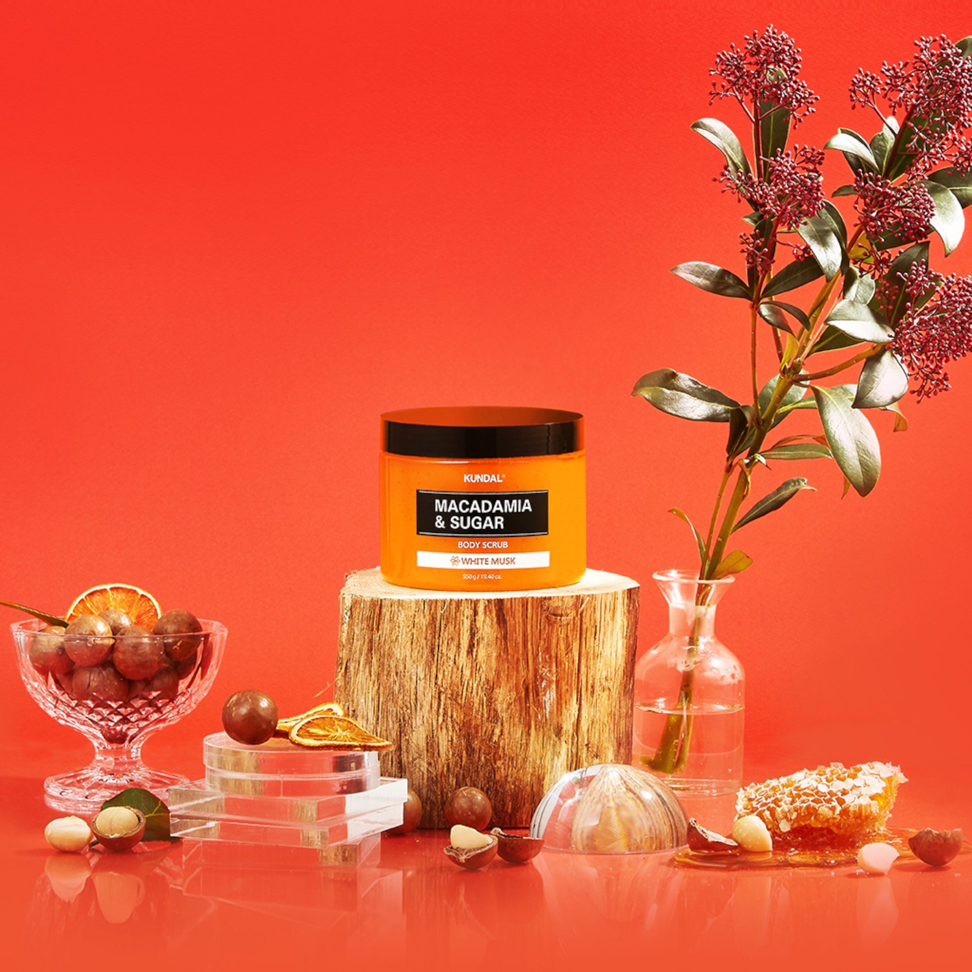 KUNDAL MACADAMIA & SUGAR BODY SCRUB Gommage corporel au sucre et musc blanc 550 g #3