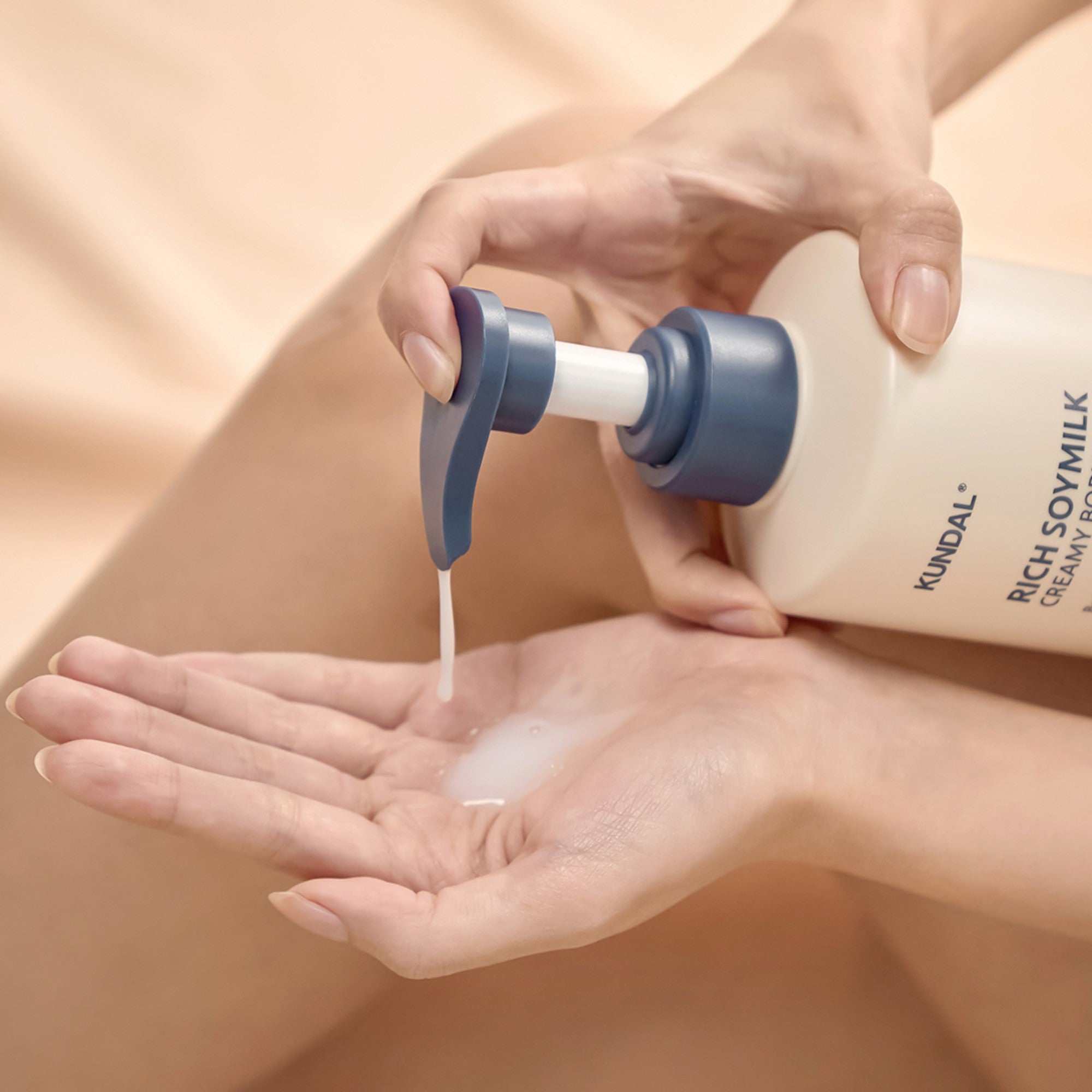 KUNDAL RICH SOYMILK CREAM Lait de douche hydratant Moelleux Vanille 500 ml #5