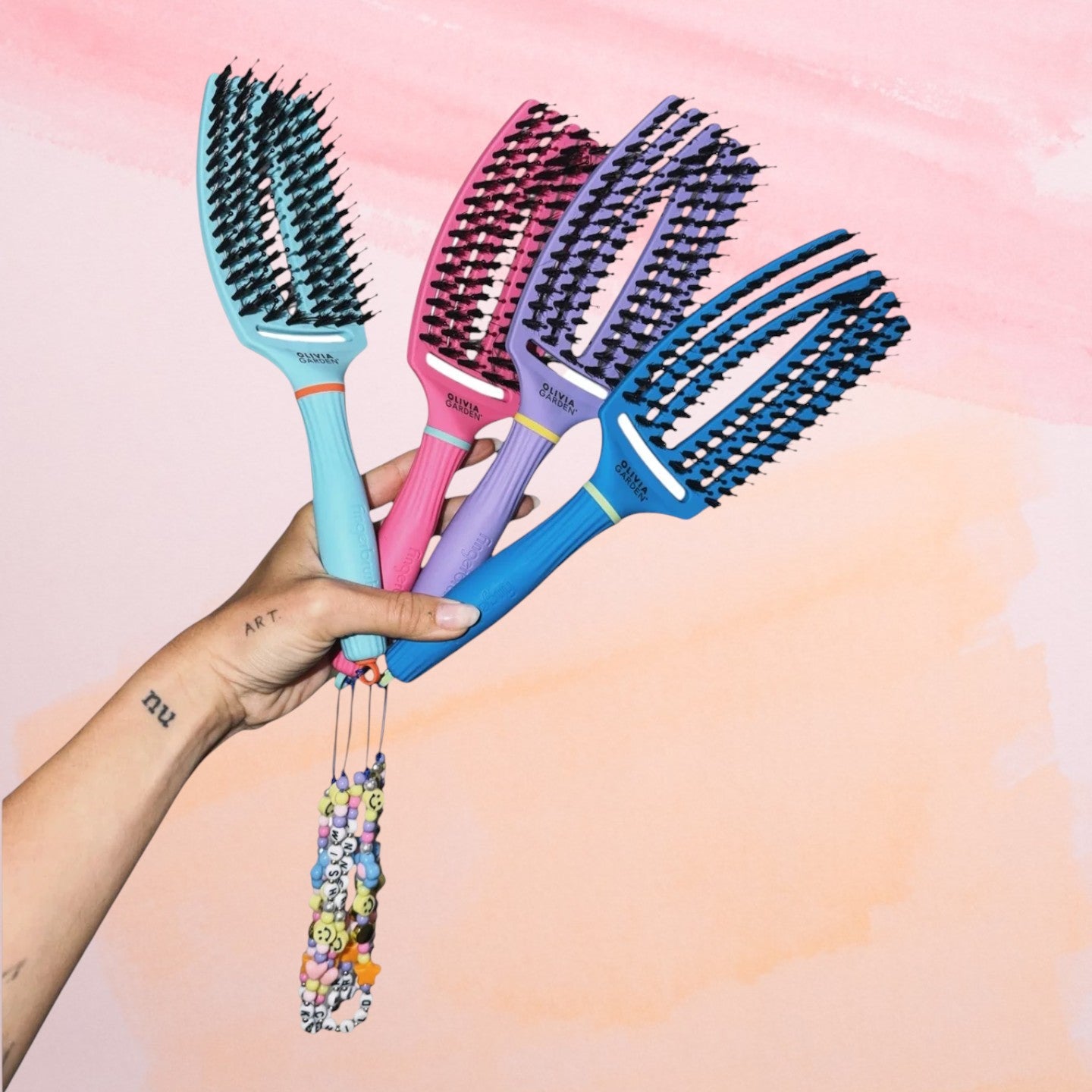 OLIVIA GARDEN FINGERBRUSH COMBO MEDIUM INNER CHILD Brosse démêlante – Édition Limitée Snuggle Purple #4