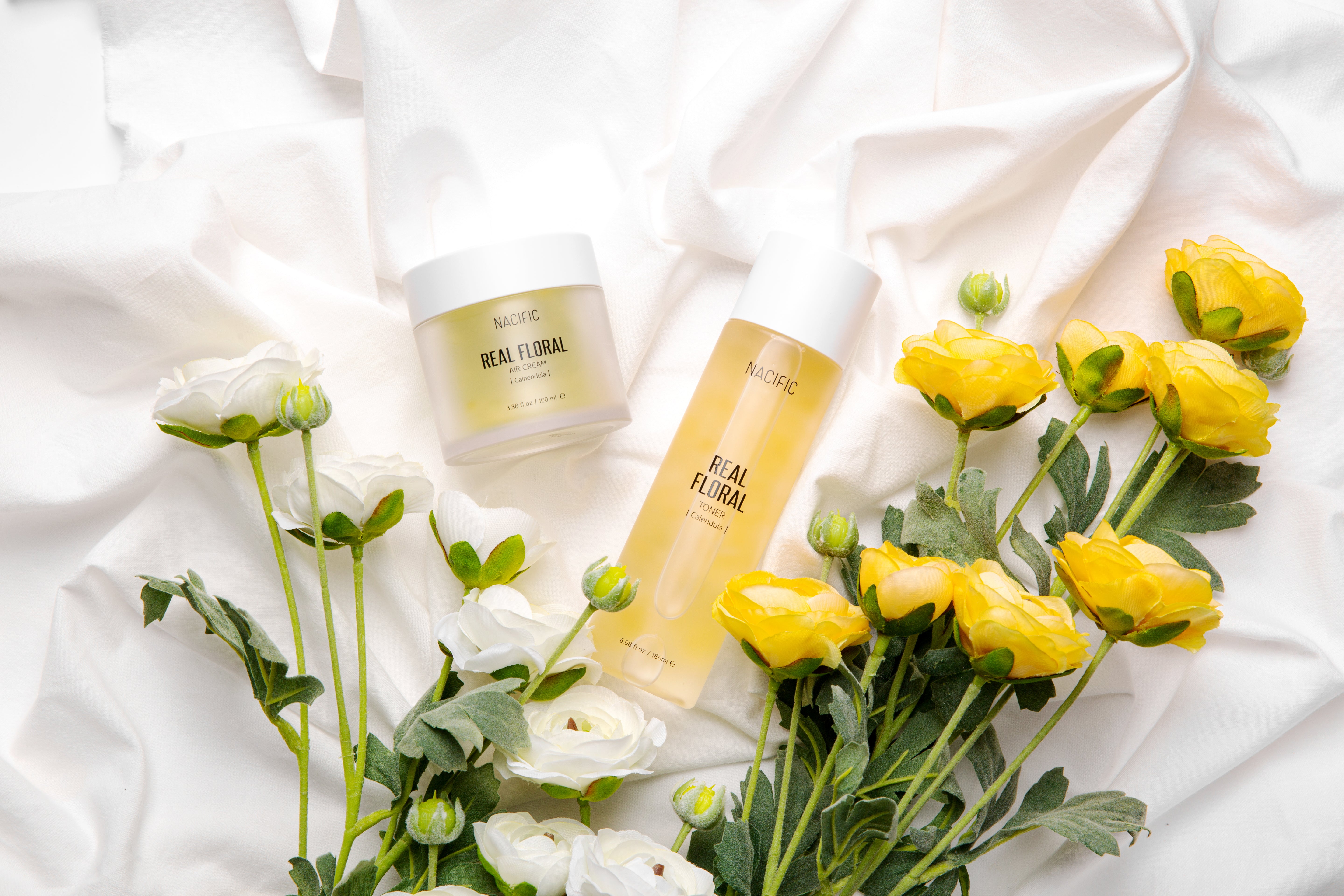 NACIFIC REAL FLORAL CALENDULA AIR CREAM - lekki krem do twarzy z ekstraktem z nagietka 100 ml #2